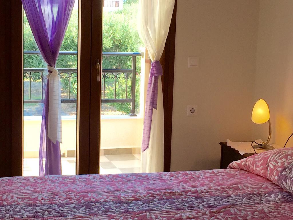 Anemos Apartments Marathókampos 部屋 写真